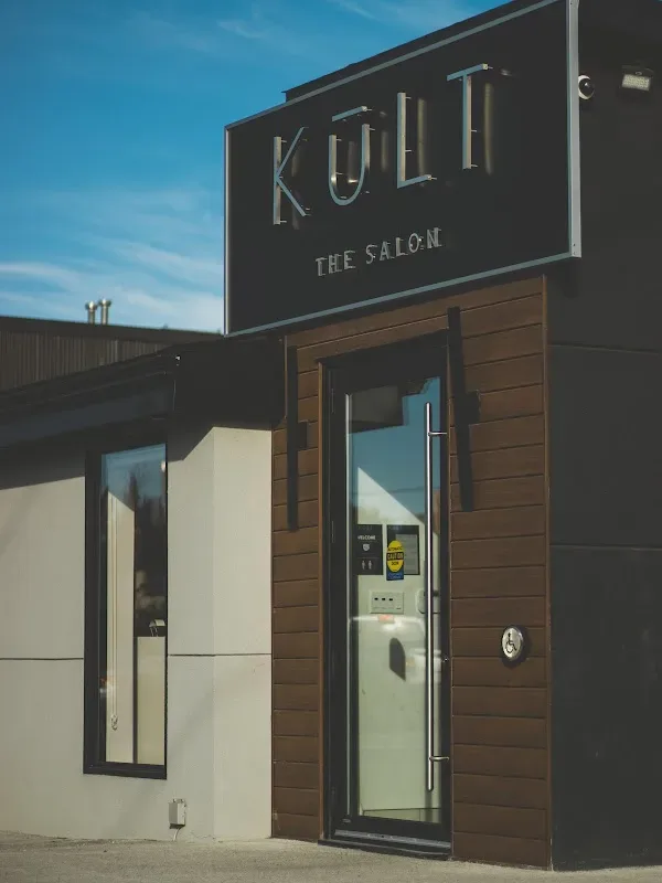 Kult The Salon — Barber shop in Orléans